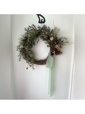 Wreath Flippers Handcrafted 14" Muted Sage Green Winter Wreath
